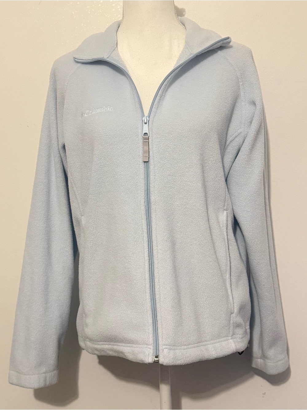 Columbia Women’s Light Blue Full Zip Fleece Jacket Size Medium